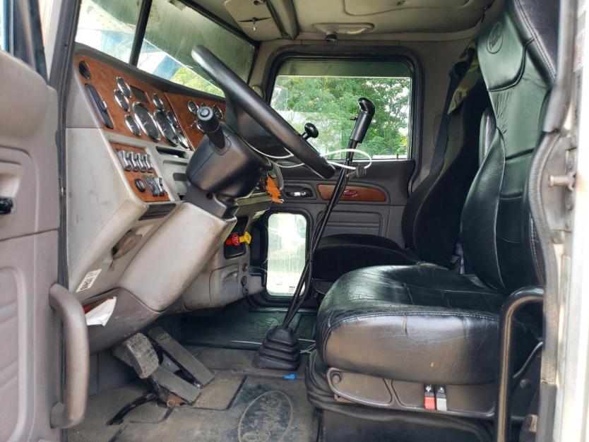 Salvage 2007 Peterbilt 379 