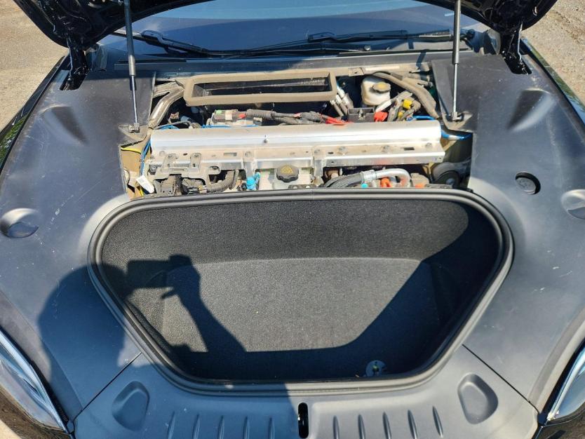 Salvage 2024 Tesla Model S 