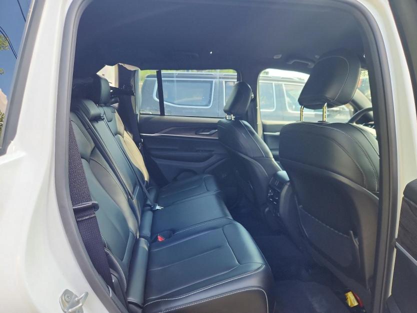 Salvage 2025 Jeep Grand Cherokee Limited