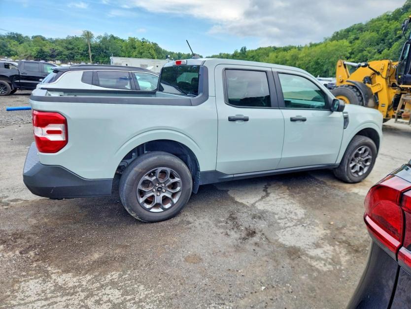 Salvage 2022 Ford Maverick Xl