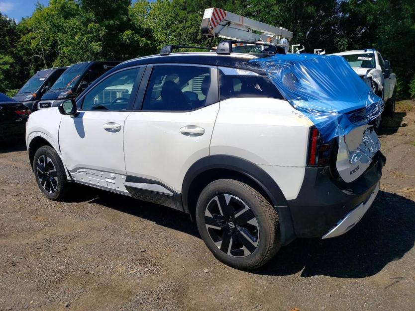 Salvage 2026 Nissan Kicks Sv