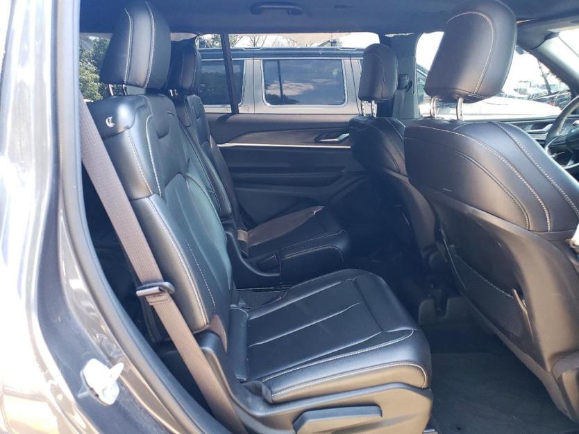 Salvage 2024 Jeep Grand Cherokee L Limited