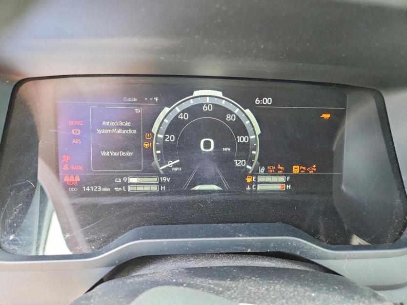 Salvage 2025 Toyota Tundra Limited
