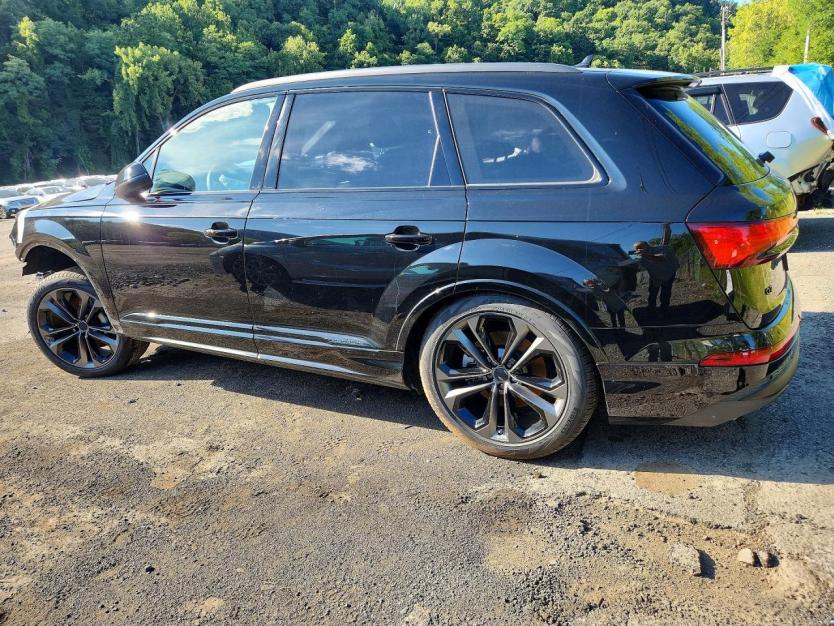 Salvage 2026 Audi Q7 Premium Plus