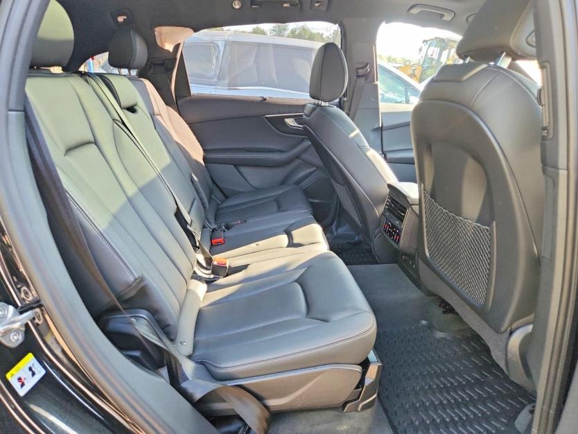 Salvage 2026 Audi Q7 Premium Plus