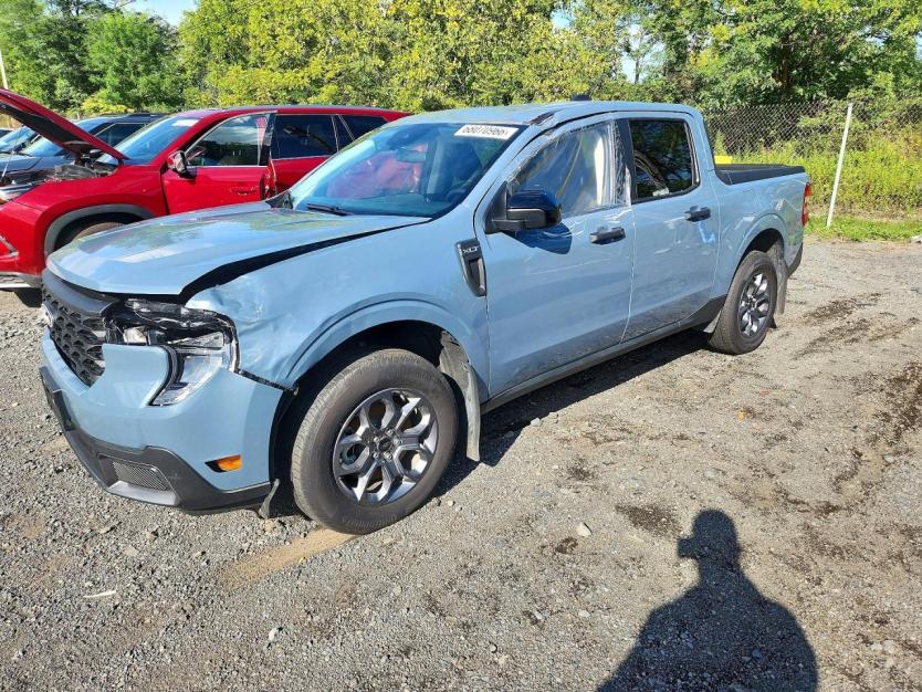 Salvage 2025 Ford Maverick 