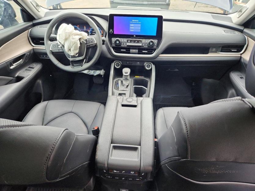 Salvage 2026 Toyota Grand Highlander Limited