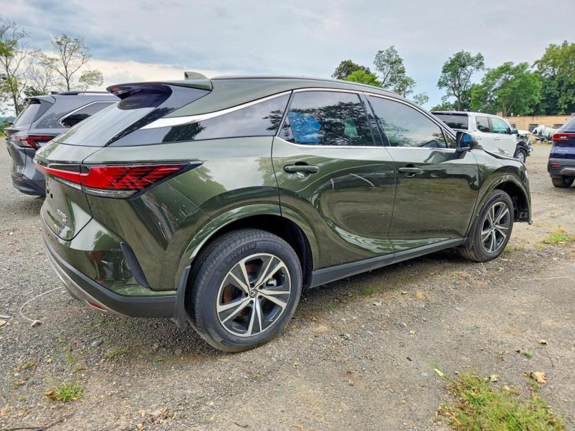 Salvage 2025 Lexus Rx 350h 