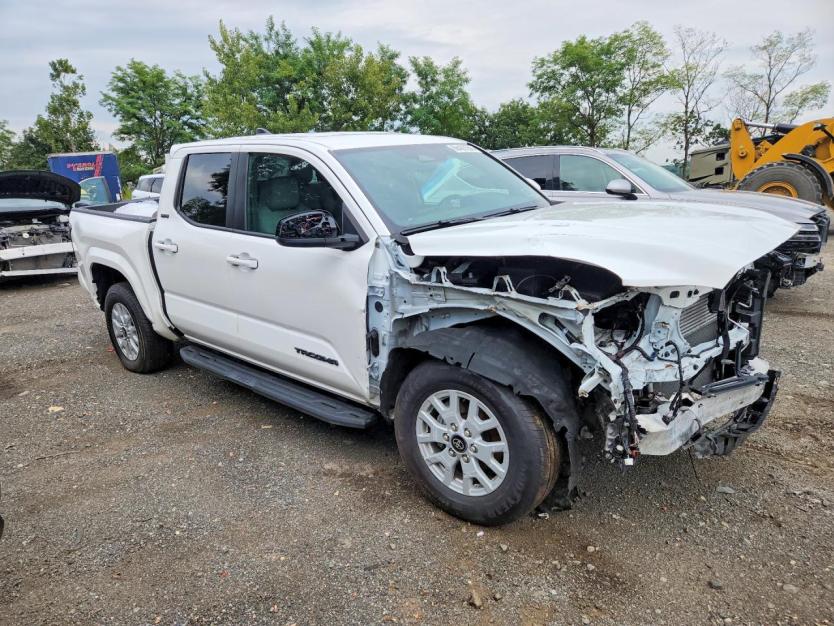 Salvage 2025 Toyota Tacoma 