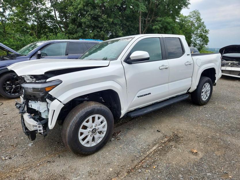 Salvage 2025 Toyota Tacoma 
