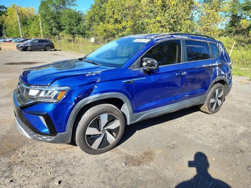 Salvage 2024 Volkswagen Taos S
