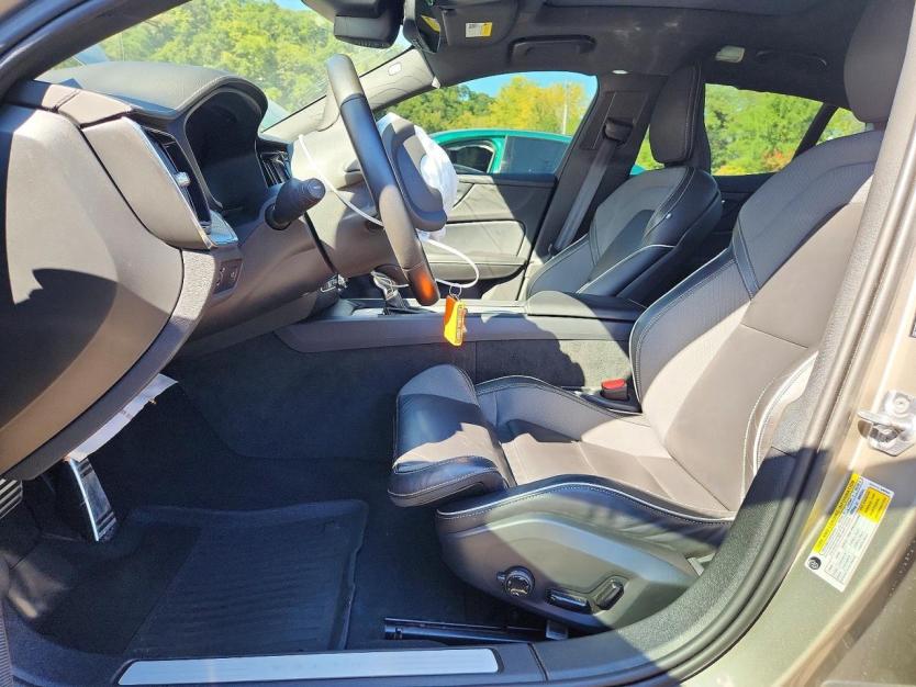 Salvage 2021 Volvo S60 T6 R-design