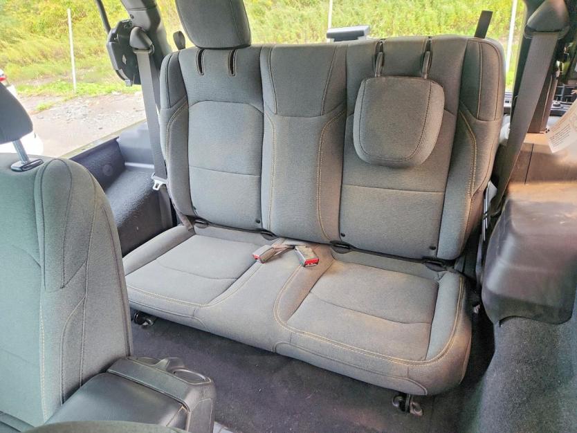 Salvage 2024 Jeep Wrangler 