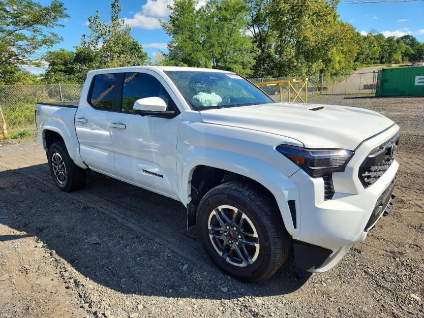 Salvage 2024 Toyota Tacoma Trd Sport