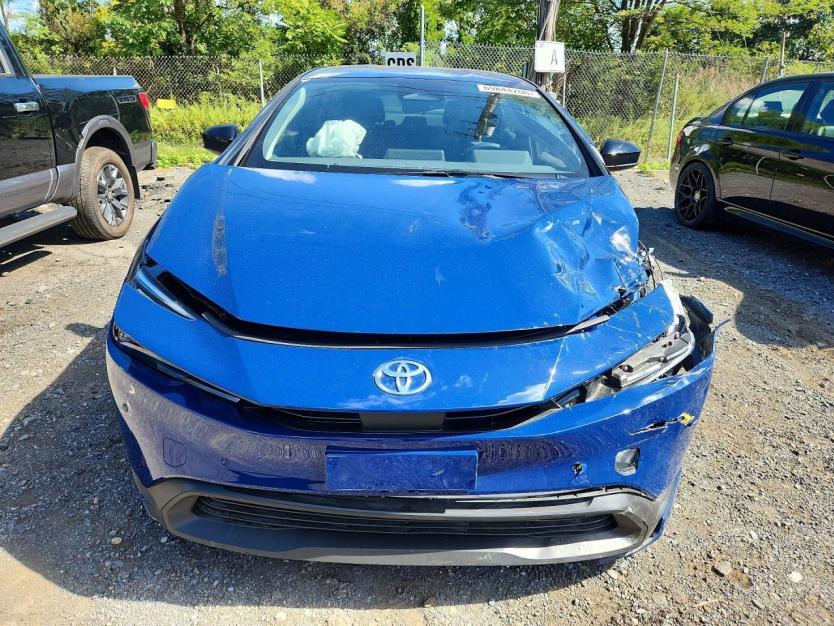 Salvage 2026 Toyota Prius Le