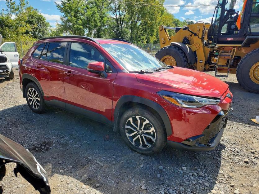 Salvage 2024 Toyota Corolla Cross Hybrid Se
