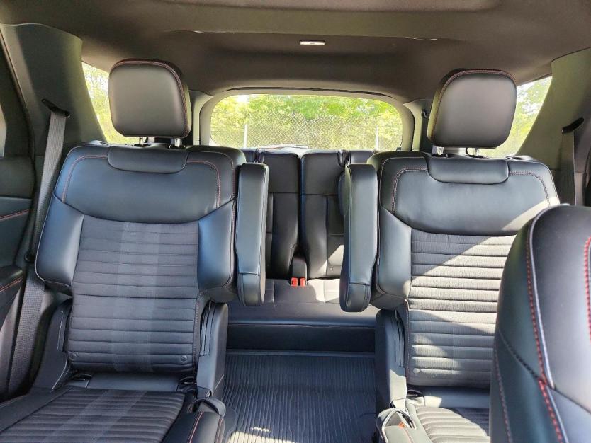 Salvage 2025 Ford Explorer St-line