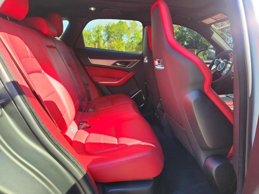 Salvage 2025 Jaguar F-pace R-dynamic S