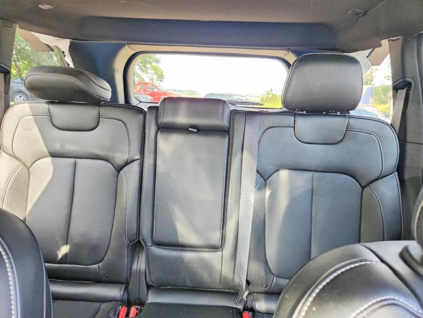 Salvage 2023 Jeep Grand Cherokee Overland
