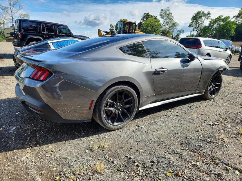 Salvage 2024 Ford Mustang 