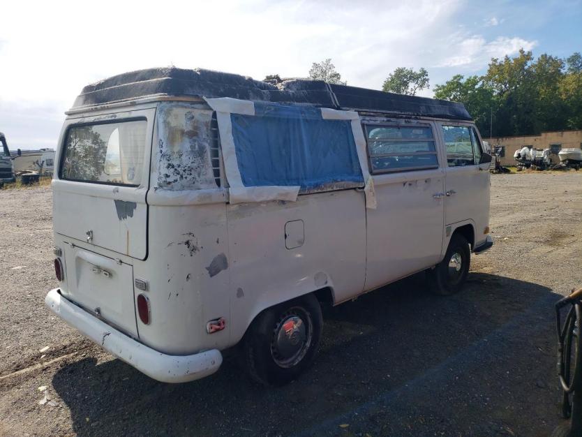 Salvage 1970 Volkswagen Transporter 