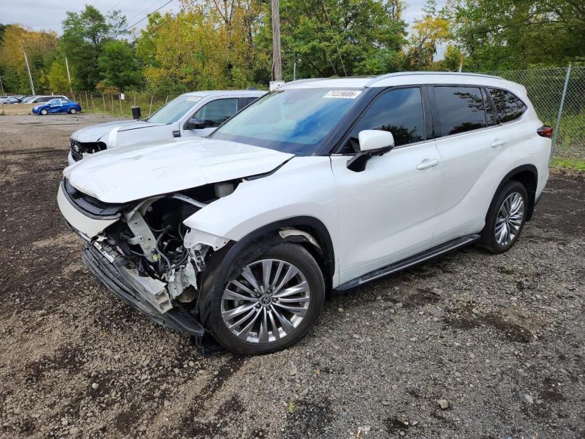 Salvage 2024 Toyota Highlander Platinum