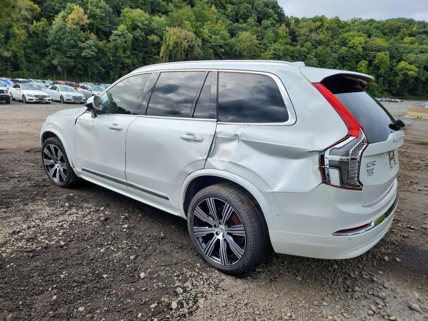Salvage 2025 Volvo Xc90 Plus