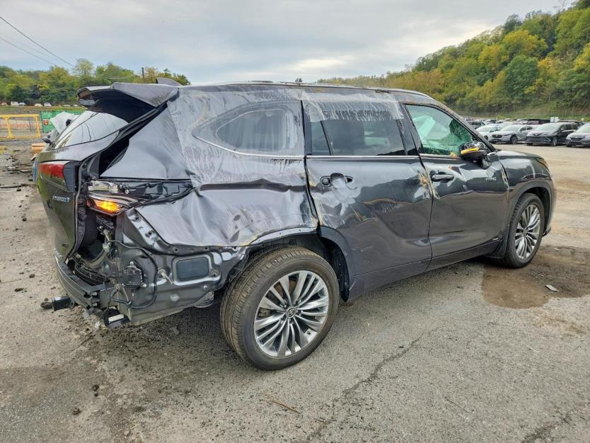 Salvage 2021 Toyota Highlander Hybrid Platinum