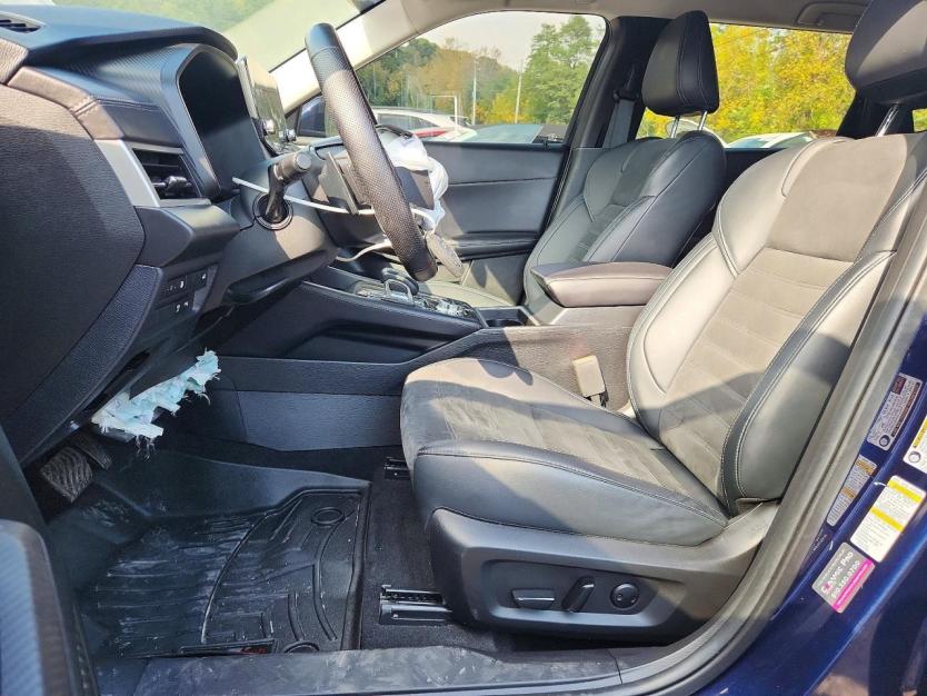 Salvage 2024 Mitsubishi Outlander Se