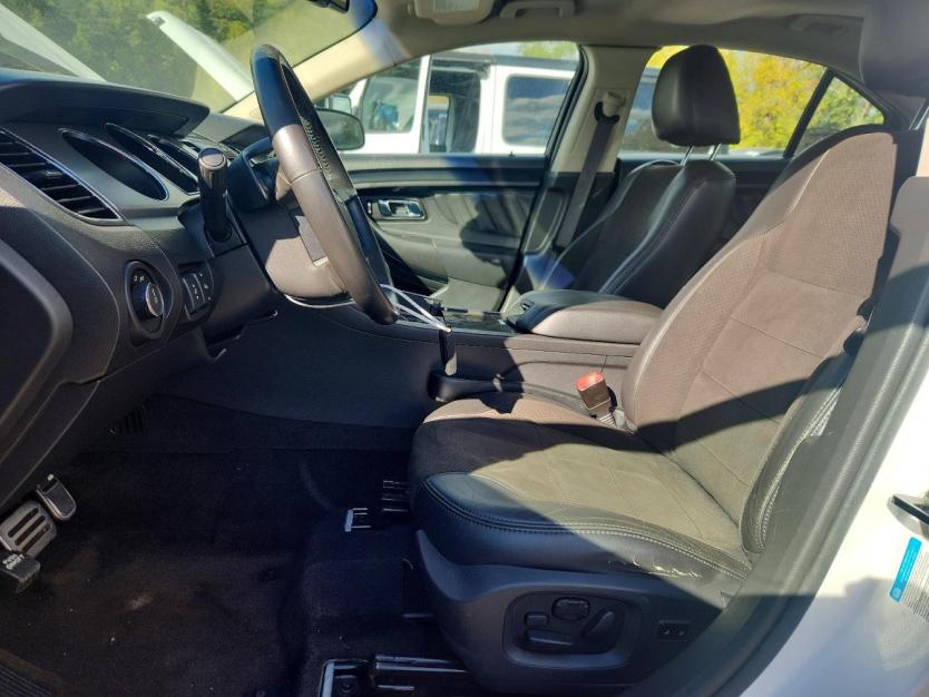 Salvage 2012 Ford Taurus Sho