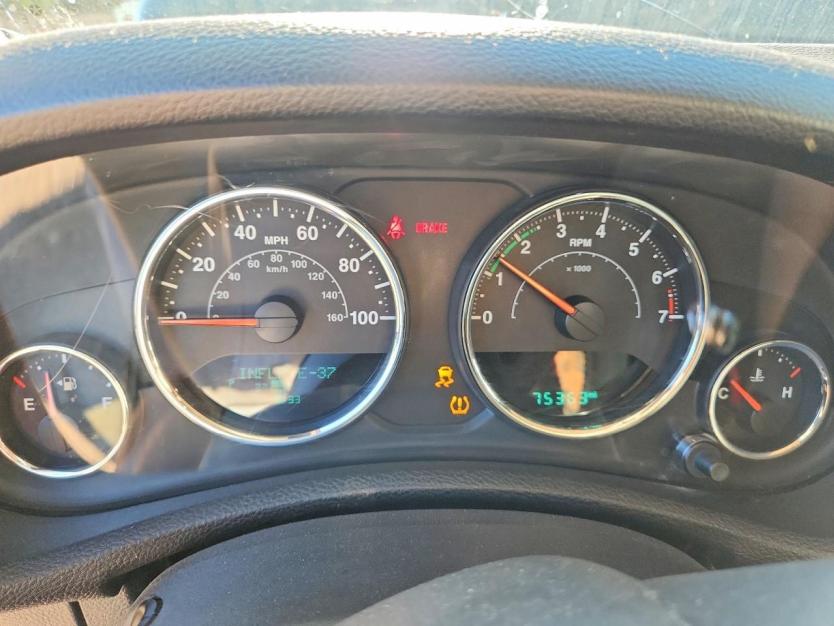 Salvage 2016 Jeep Wrangler Unlimited Sport