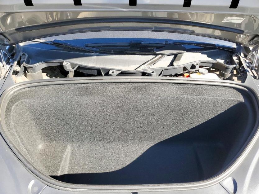 Salvage 2025 Tesla Model X 
