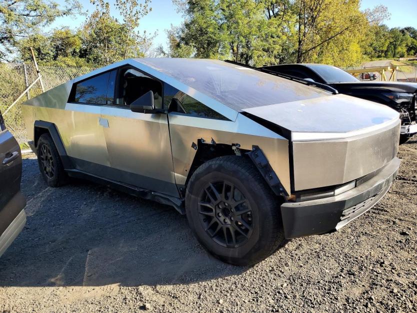 Salvage 2024 Tesla Cybertruck 