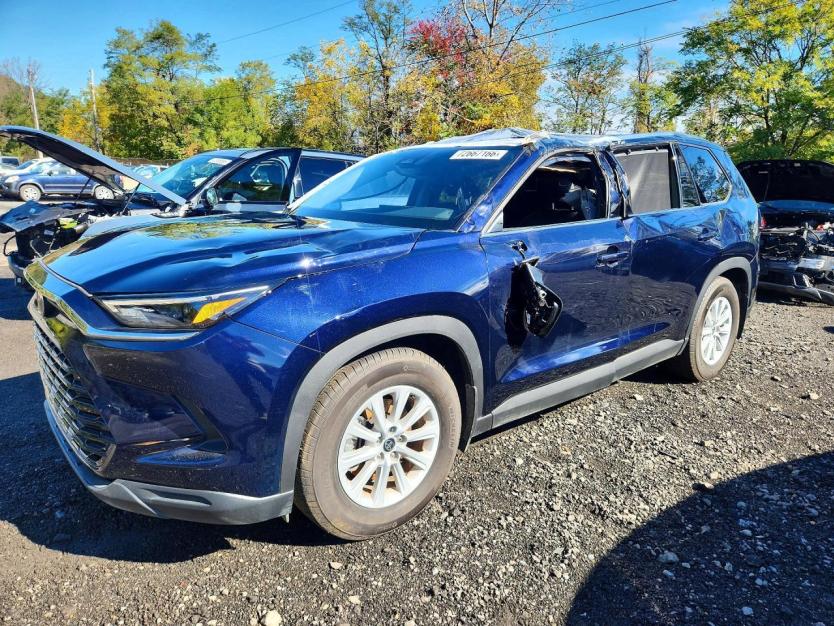 Salvage 2026 Toyota Grand Highlander Xle