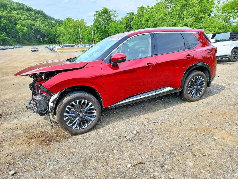 Salvage 2025 Nissan Rogue Platinum