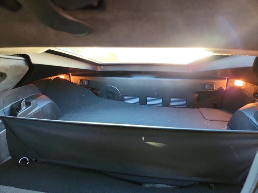 Salvage 2016 Chevrolet Corvette Z51 3lt