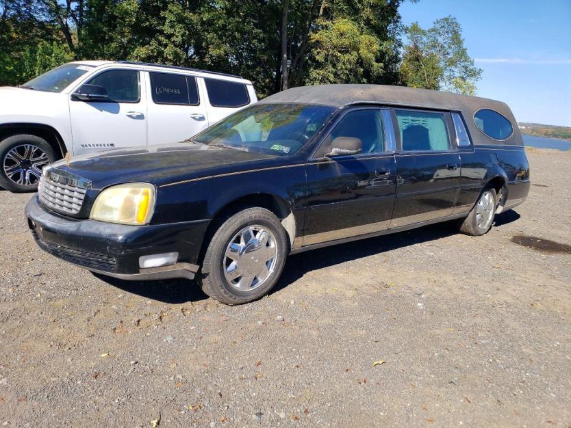 Salvage 2003 Cadillac Commercial Hearse