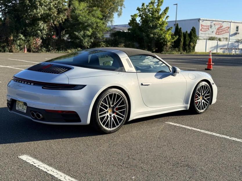 Salvage 2024 Porsche 911 Targa 4s