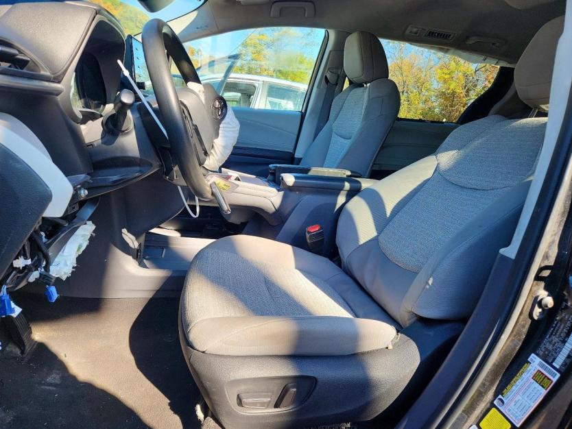 Salvage 2024 Toyota Sienna 