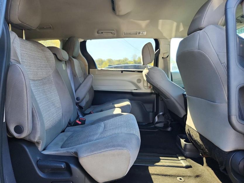 Salvage 2024 Toyota Sienna 