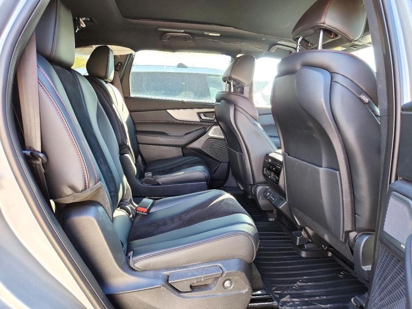 Salvage 2025 Acura Mdx A-spec