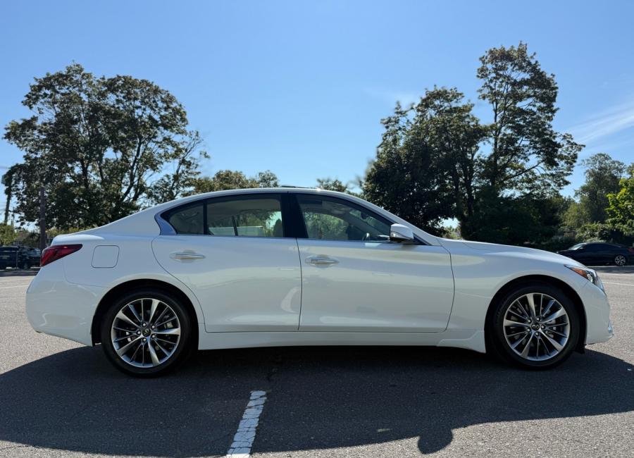 Salvage 2024 Infiniti Q50 3.0t Luxe Awd in White