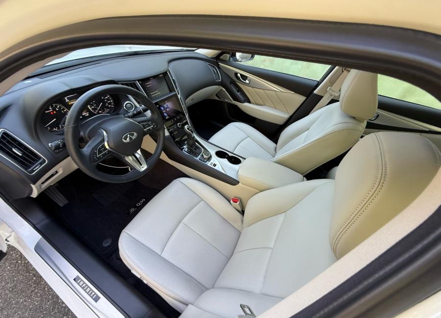 Salvage 2024 Infiniti Q50 3.0t Luxe Awd in White