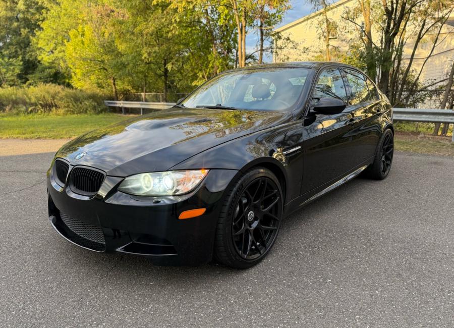 Salvage 2009 Bmw M3  in Black