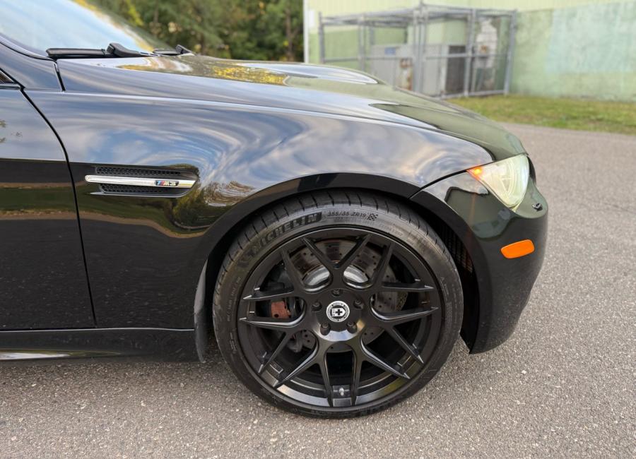 Salvage 2009 Bmw M3  in Black