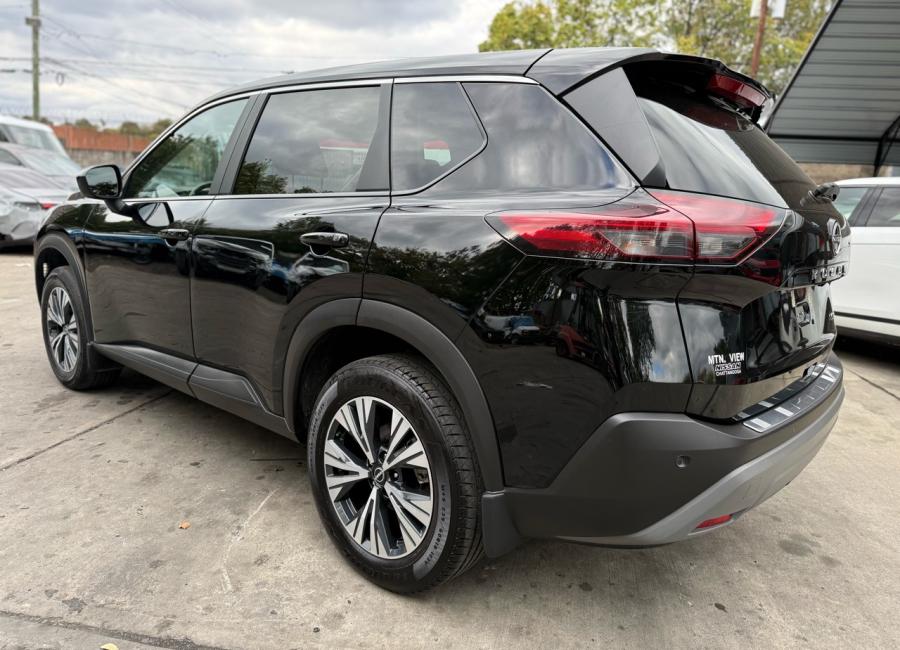 Salvage 2023 Nissan Rogue Sv in Black
