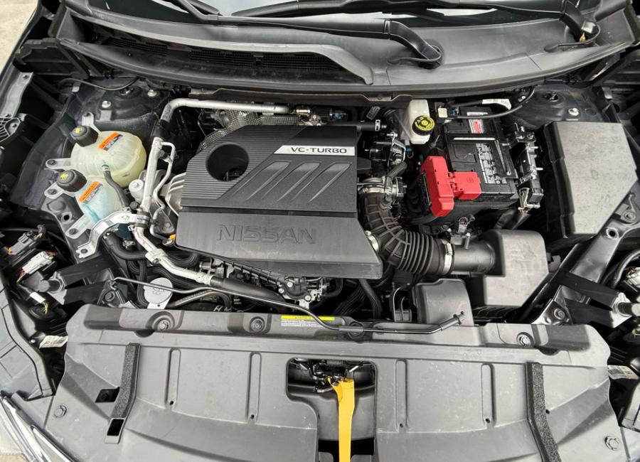 Salvage 2023 Nissan Rogue Sv in Black