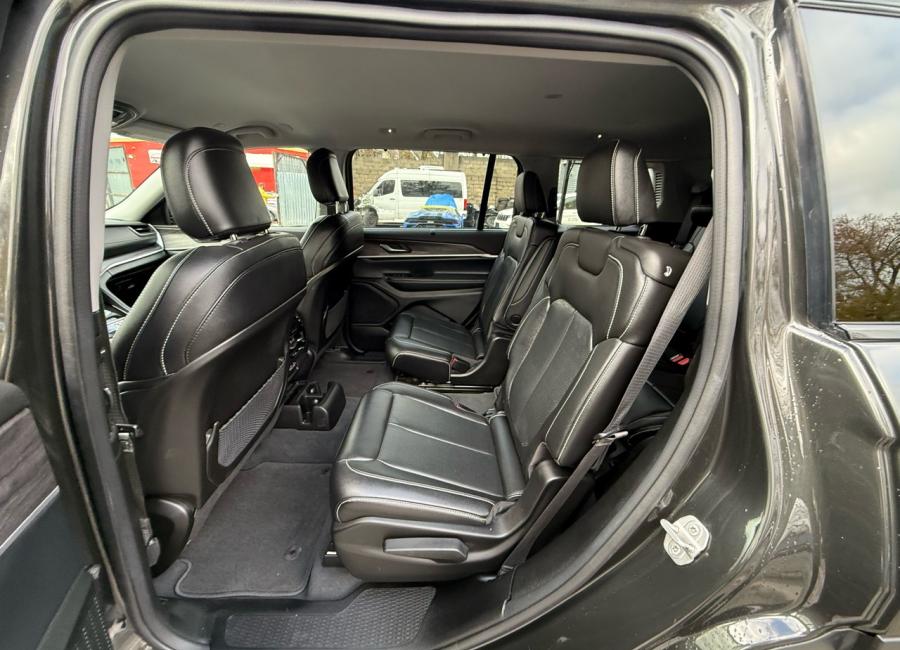 Salvage 2023 Jeep Grand Cherokee L Limited in Green