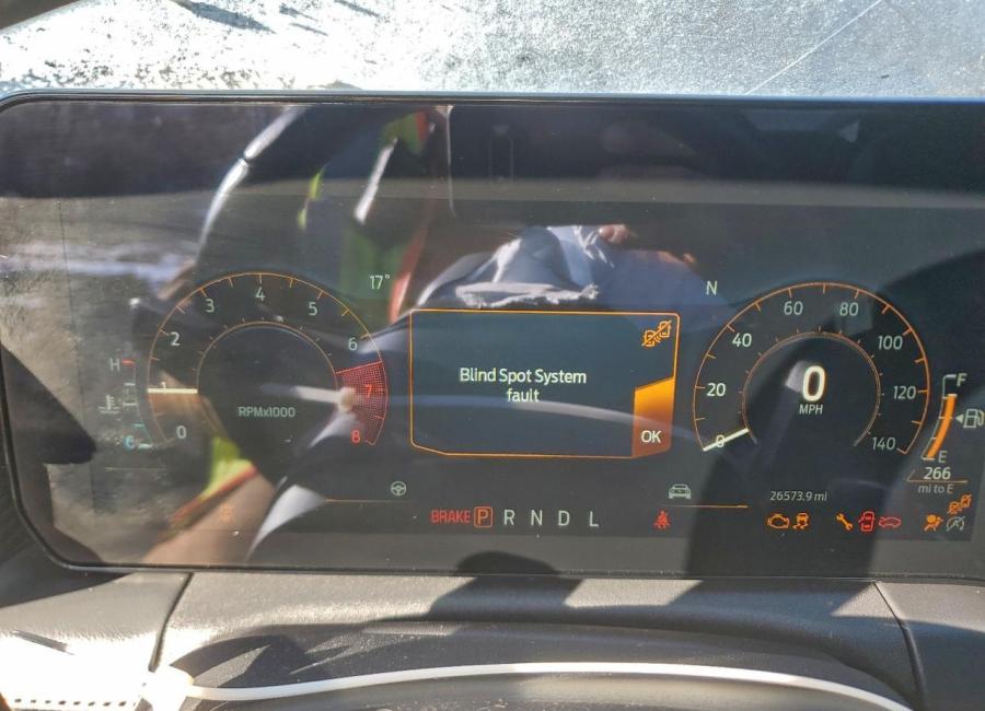 Salvage 2024 Ford Mustang  in Gray