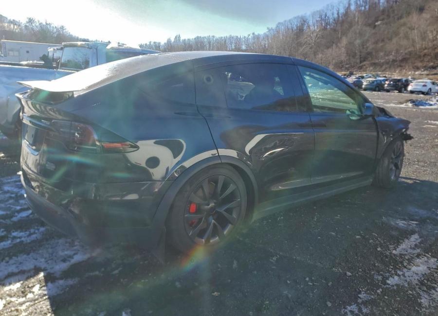 Salvage 2024 Tesla Model X Plaid in Black